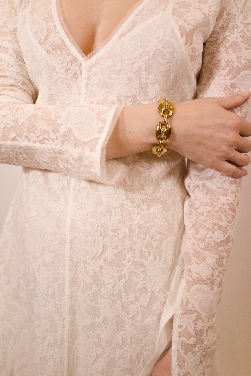 0286E872-5152-45E9-9DC3-38C4C02732BF