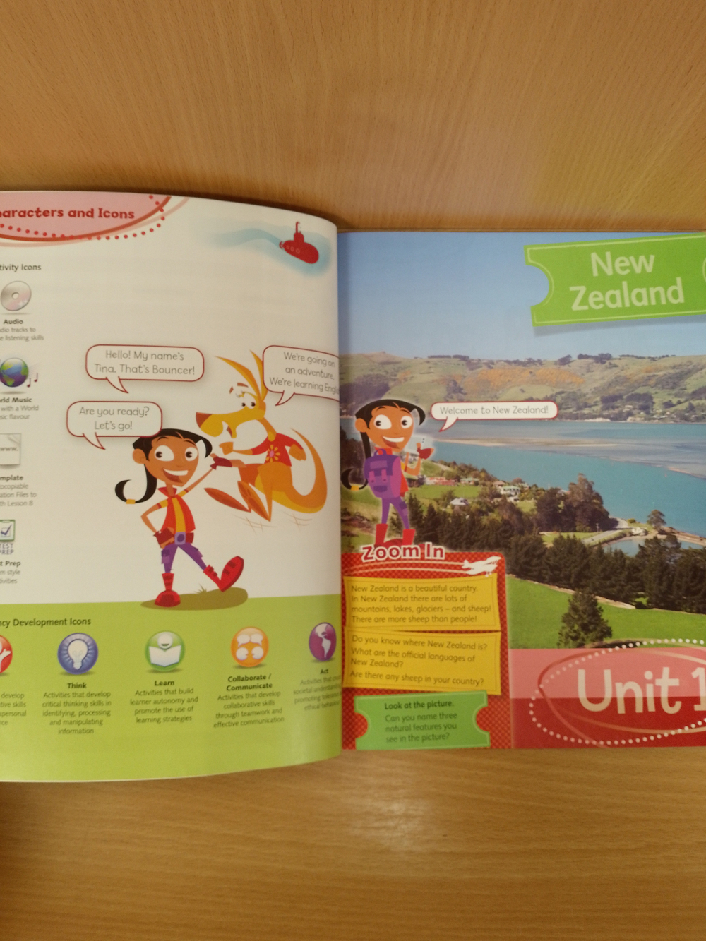 Next Move British English Level 4 Student's Book Pack (+DVD-ROM)