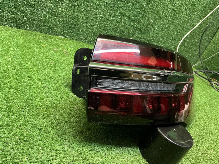 Фонарь правый внешний Geely Monjaro (2021-н.в.)