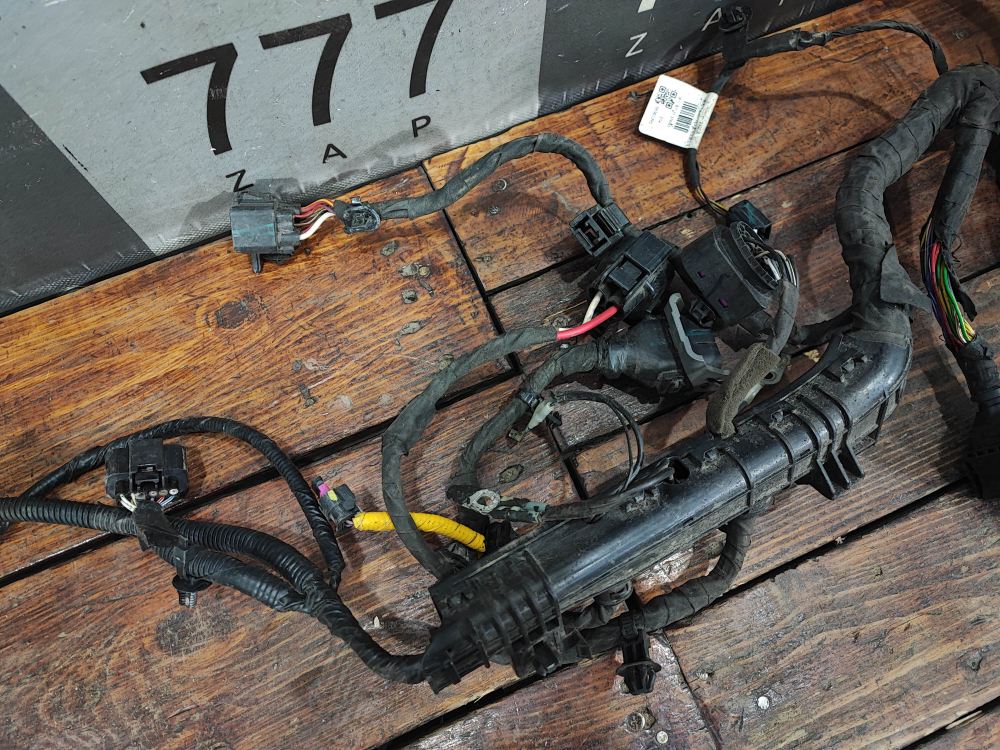 Проводка моторного отсека Geely Coolray 19-нв Б/У Оригинал 7013202100