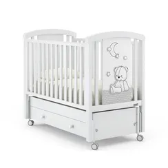 Детская кроватка с продольным маятником Erbesi Stella White