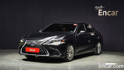 Lexus ES300h 7 Generation Executive (10.2021)