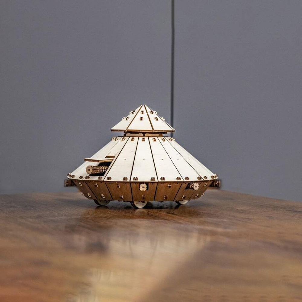 Деревянный конструктор Танк Да Винчи (EWA)