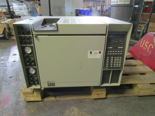 5890AGAS CHROMATOGRAPHER