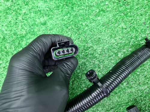 Проводка моторного отсека Geely Coolray (19-нв)