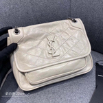 Yves Saint Laurent Niki 22 cm