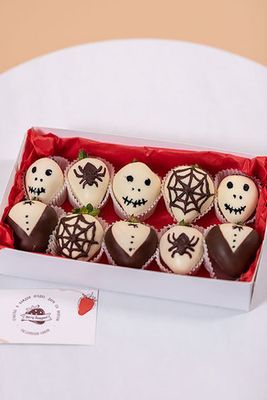 Набор клубники в шоколаде Ужасная компания