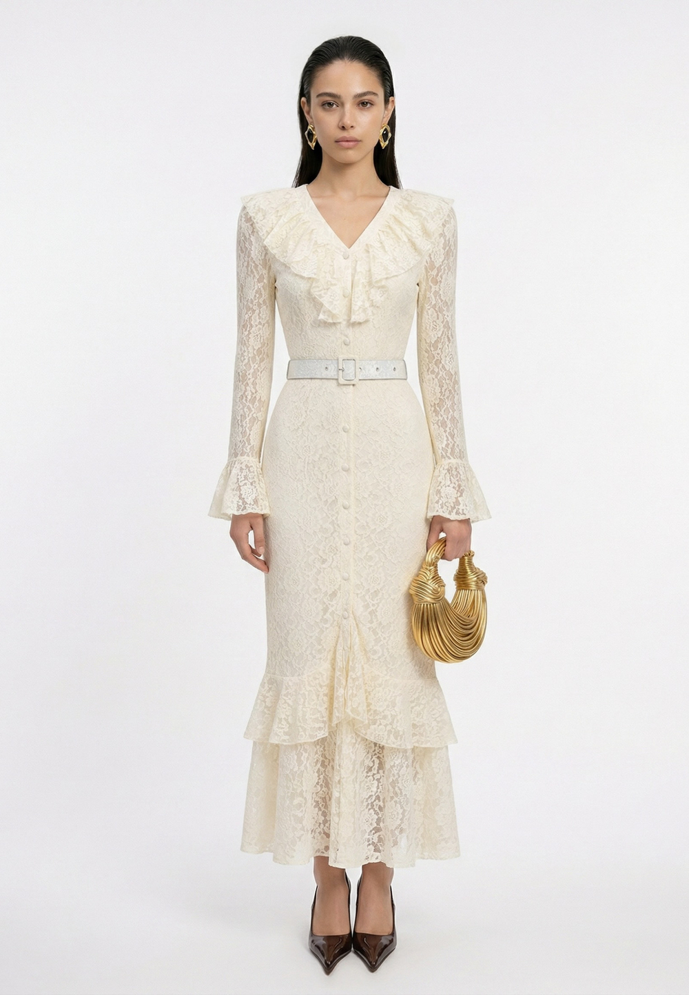Кружевное платье с пуговицами