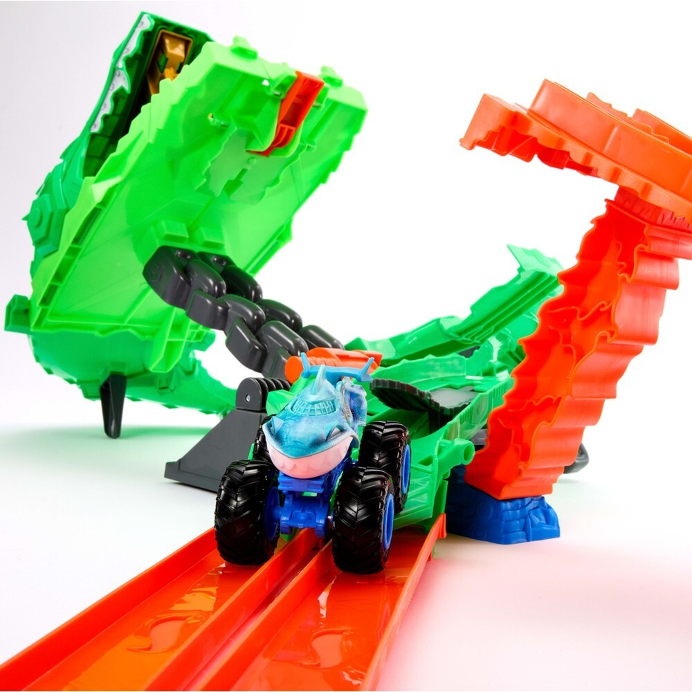 Hot Wheels - Автотрек Monster Trucks DRAGON RACE + 2 машинки JFR06