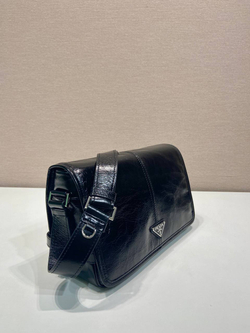 Сумка-мессенджер Prada