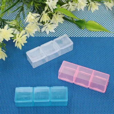 Таблетница - органайзер 3 ячейки «VOSTOKDOM», микс три цвета, 7.2*2*1.5см