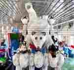 Большой надувной батут-горка "Мишка на севере"