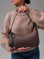 Кожаная сумка багет кросс-боди коричневый торф