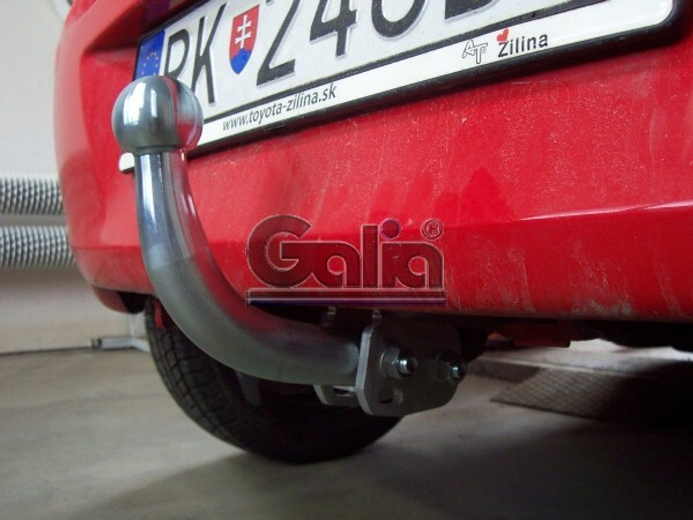 Фаркоп оцинкованный Galia T057A для Toyota Yaris 2005-2014(паспорт и сертификат в комплекте)(без электрики)