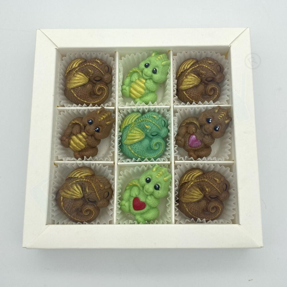 Форма пластиковая Дракон с пузиком 45 мм (4 ячейки)