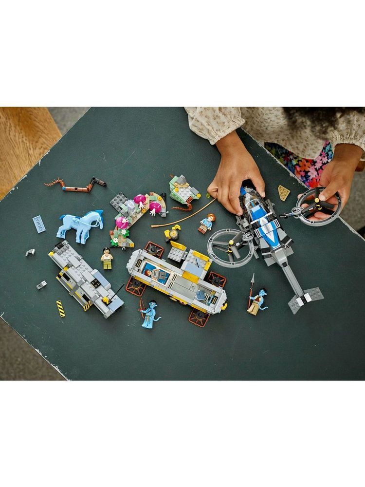 Конструктор LEGO Avatar 75573 Парящие горы Зона 26 и RDA