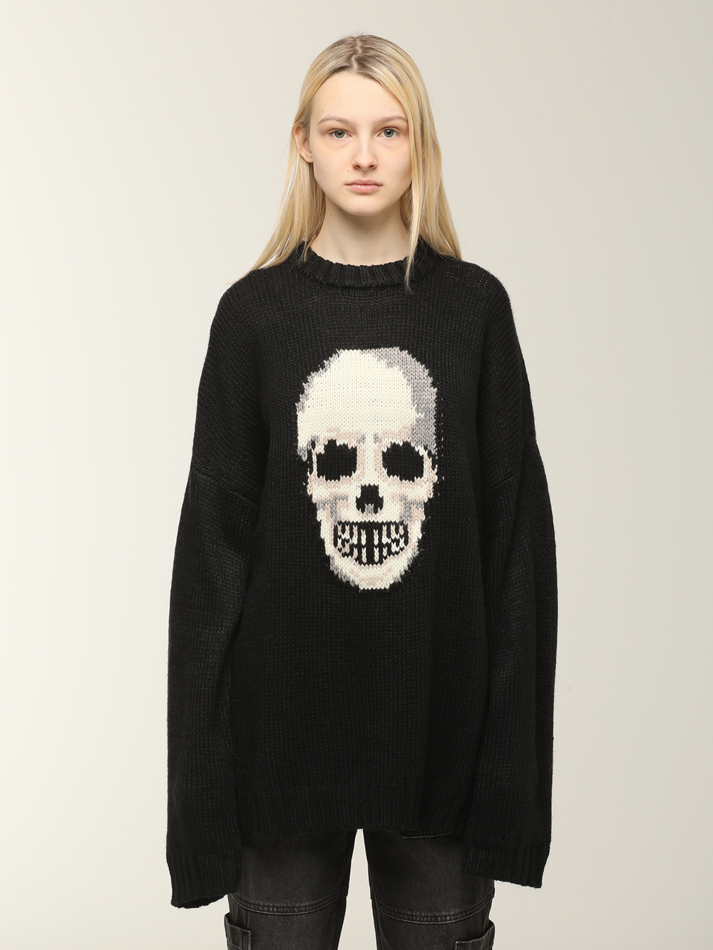 Свитер Knowing Skull