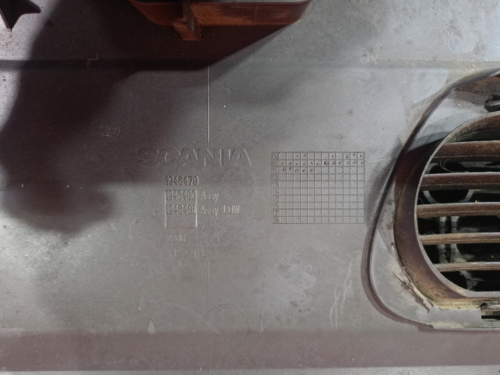 Панель обдува лобового стекла