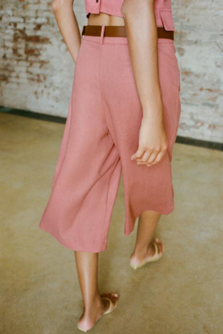 ZARА ДЛИННЫЕ БЕРМУДЫ С ПОЯСОМ ИЗ ЛЬНА, МАРСАЛА