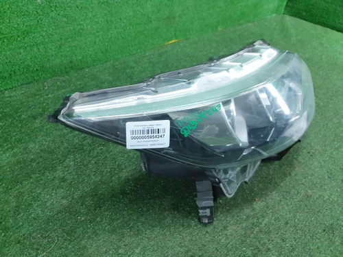 Битая Фара правая Nissan Qashqai J11 (2013-2019) галоген