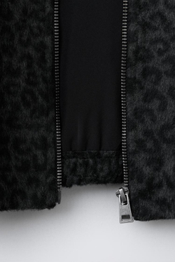 ZARA КУРТКА ИЗ СИНТЕТИЧЕСКОЙ ШЕРСТИ С АНИМАЛИСТИЧЕСКИМ ПРИНТОМ, ЛЕОПАРДОВЫЙ/СЕРЫЙ