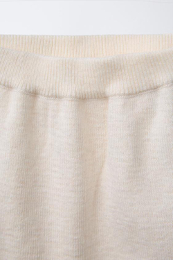 ZARA ТРИКОТАЖНЫЕ ШОРТЫ, ЭКРЮ