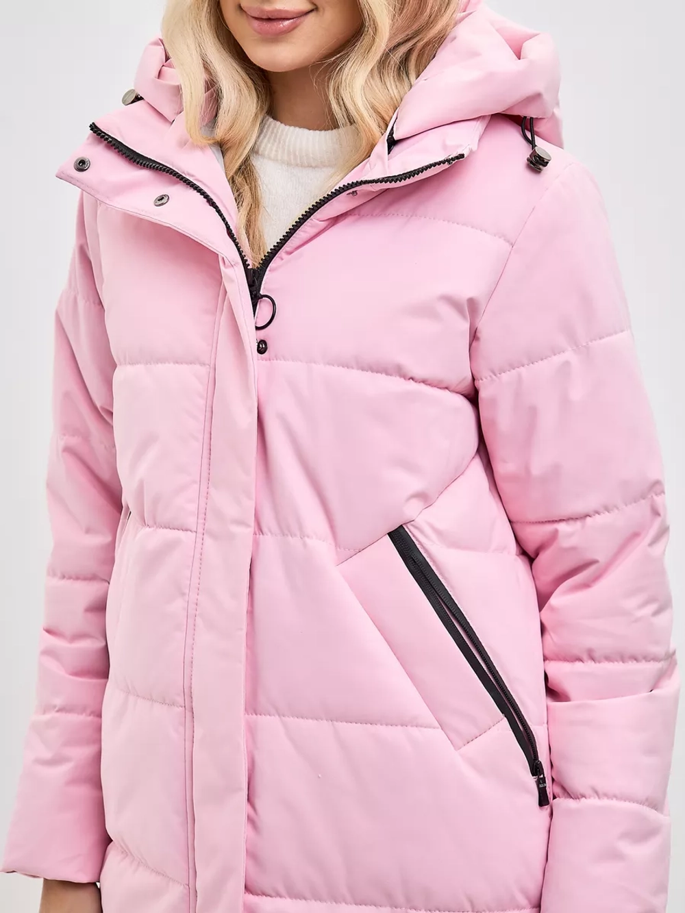 Осенняя куртка с капюшоном