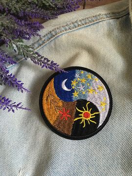 Нашивка на рюкзак и на одежду. Moon/Sun