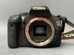 Canon 550D Kit 18-55mm 50000 кадров