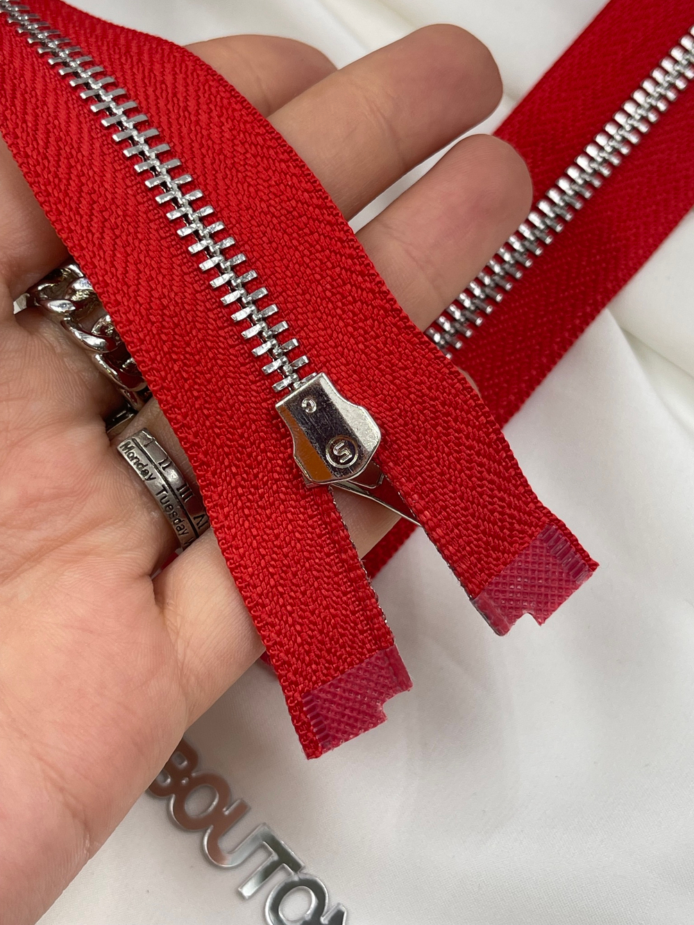 Молния красная серебро