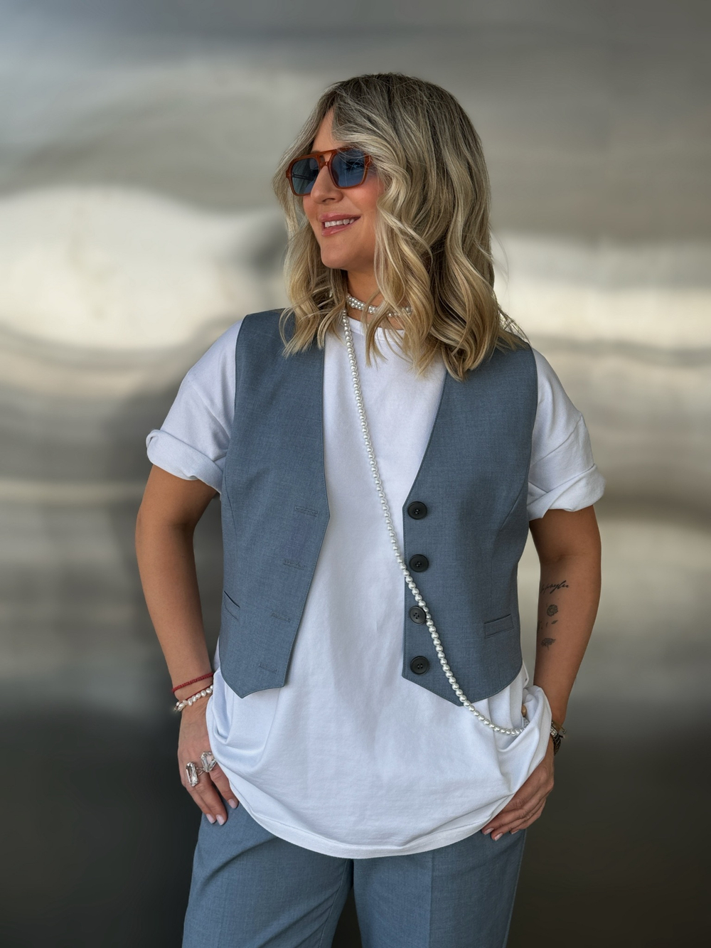 Классический жилет серо-голубой