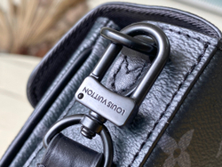Louis Vuitton Montsouris Wearable Wallet
