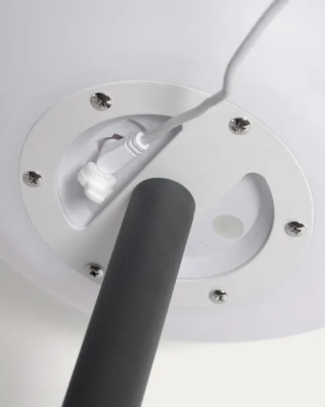 Уличная настольная лампа Dinesh черная