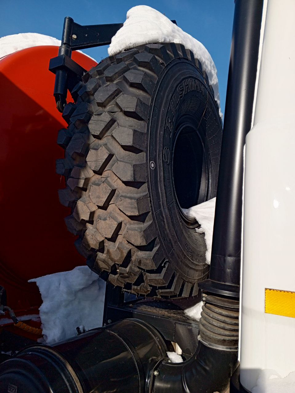 ТК Трансмастер 4672* на шасси МАЗ 6317 6x6 Агрегат для сбора нефти и газового конденсата 4672N7-30 (