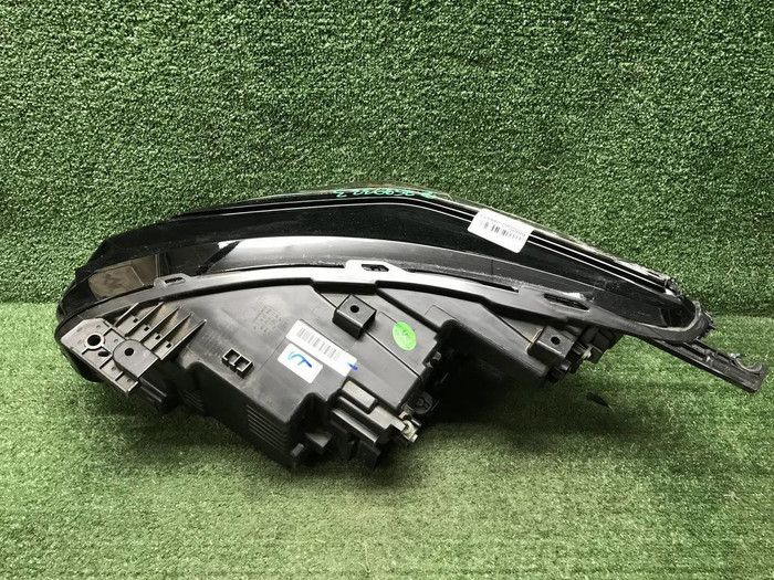 Фара правая Geely Coolray (2023-н.в.) LED