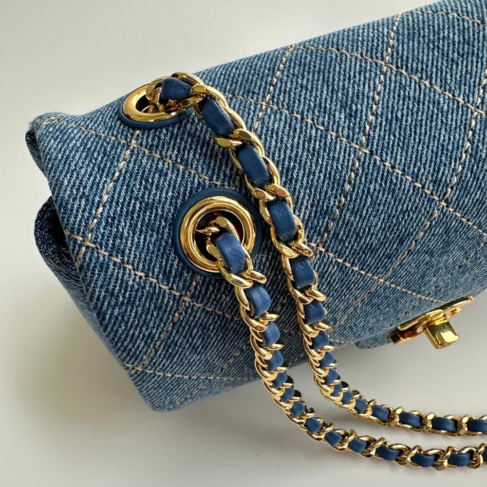 Chanel Mini Classic Handbag 20 cm