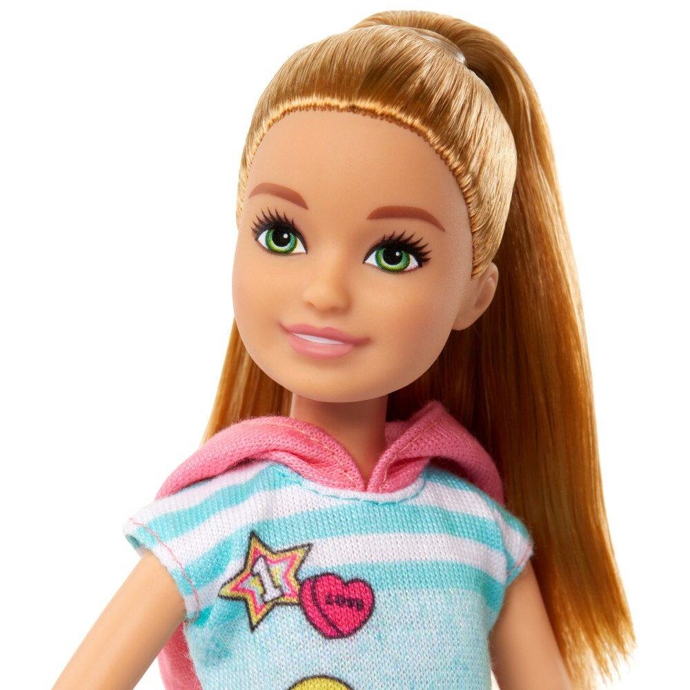 Barbie - Стейси с собакой Movie Doll HRM05 / артикул   HRM05  / GTIN 194735180332