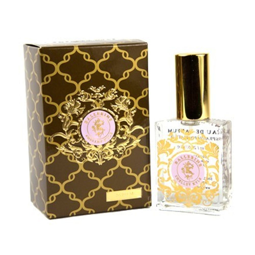 Shelley Kyle Ballerine