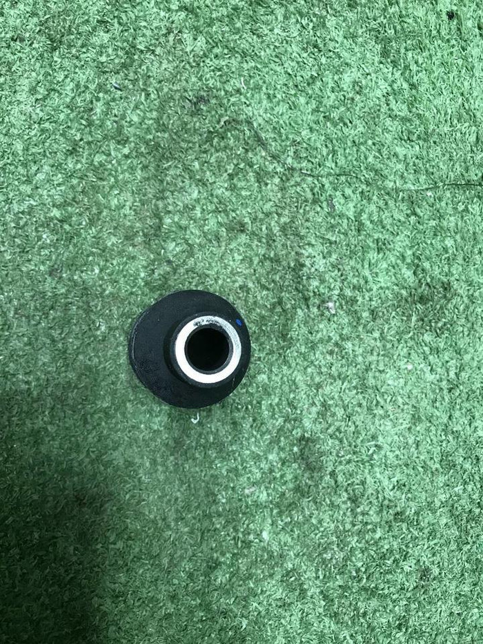 Сайлентблок амортизатора Volvo XC90 2 (2014-2019)