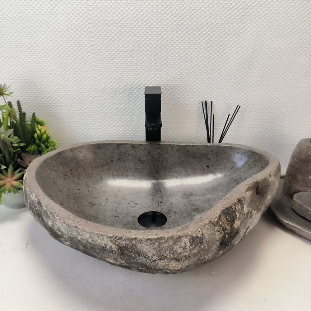 Раковина из речного камня RS-63396 (57*42*16) 0123