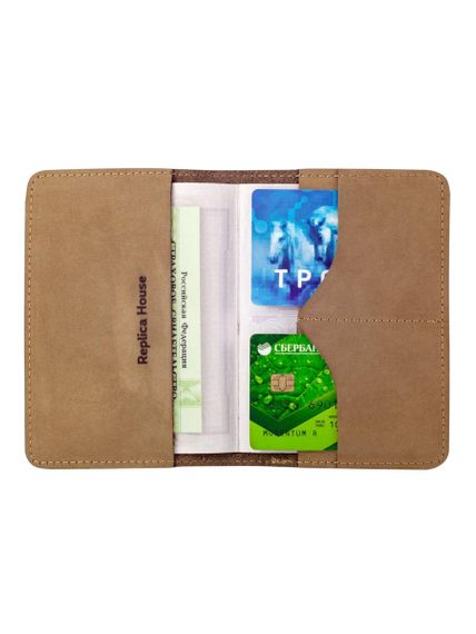 Фото обложка для паспорта Волк коричневый нубук, вид внутри развернутый с наполнением.