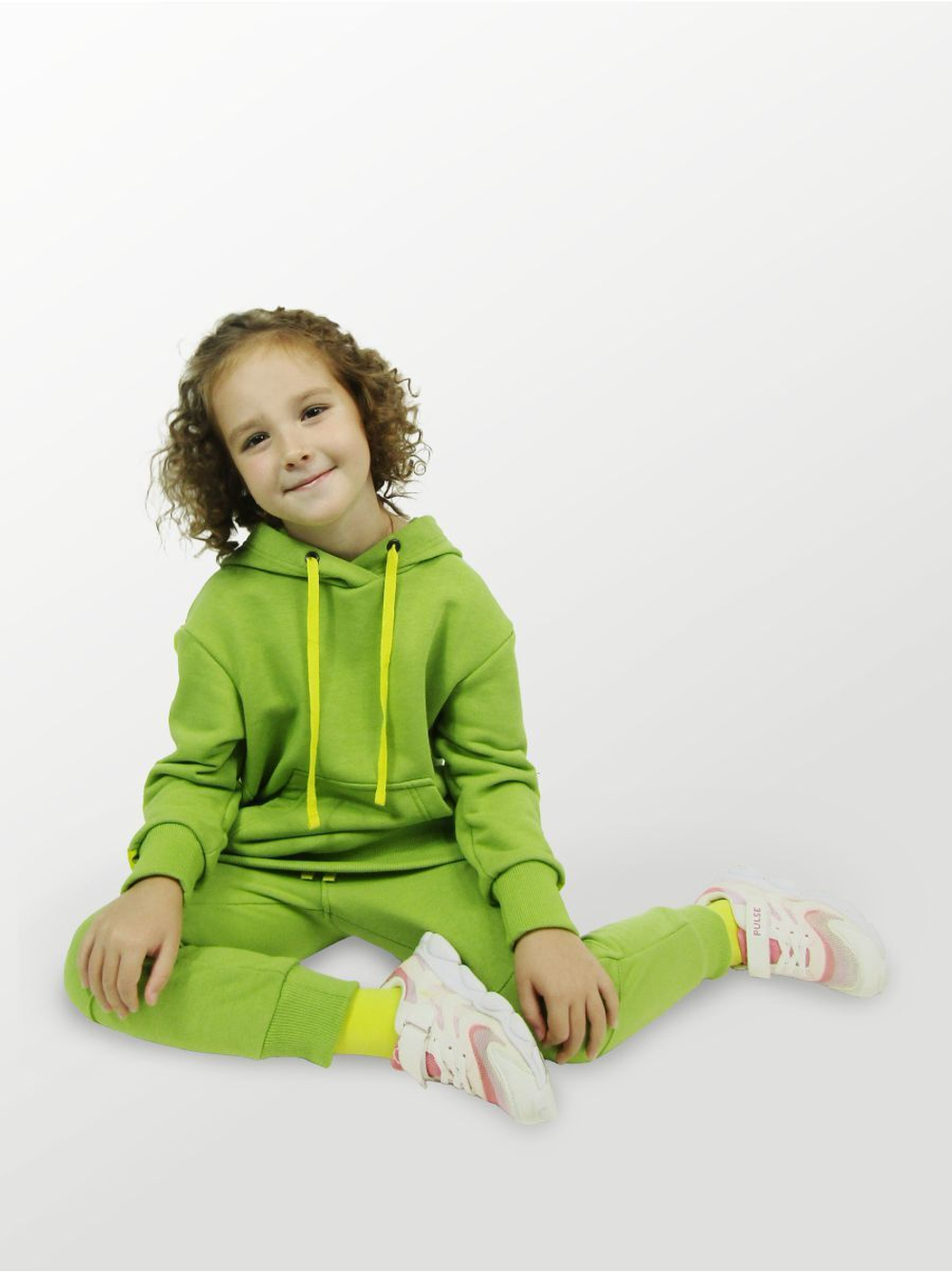 Брюки для детей, модель №2 (джоггеры), рост 110 см, зеленые