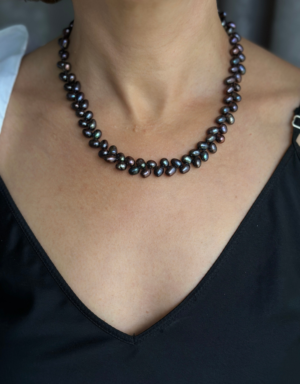 бусы жемчуг черный овал 55674