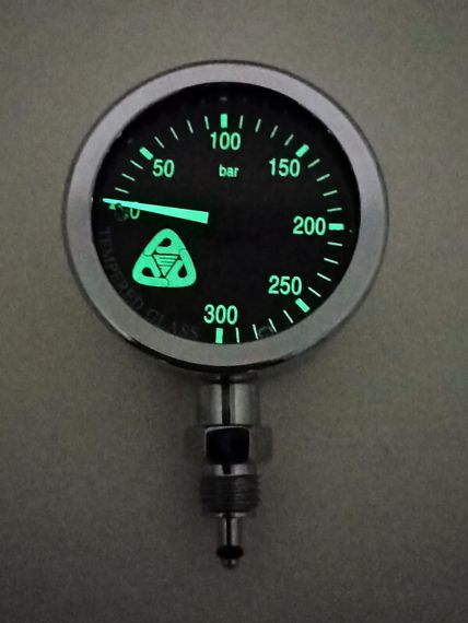 Манометр Akuana HIPPO-2