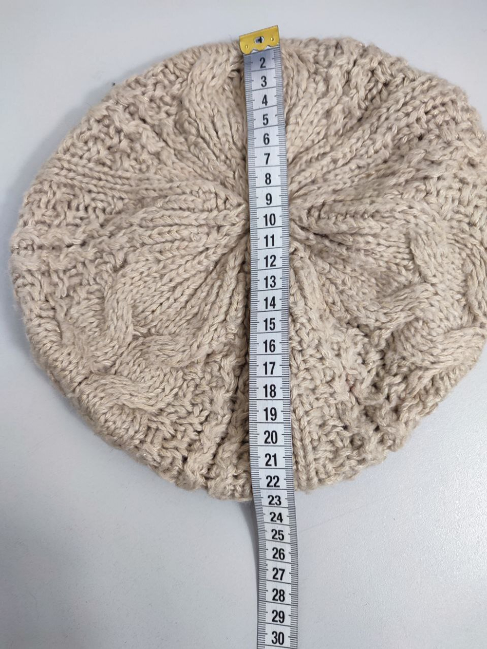 Берет светлый