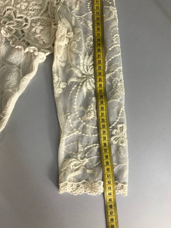 Блузка Zara ажурная, маркировка S, визуально на 44 размер