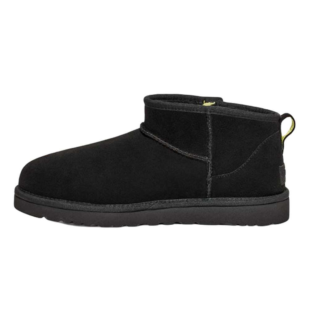 UGG CLASSIC ULTRA MINI ZIP BOOT BLACK