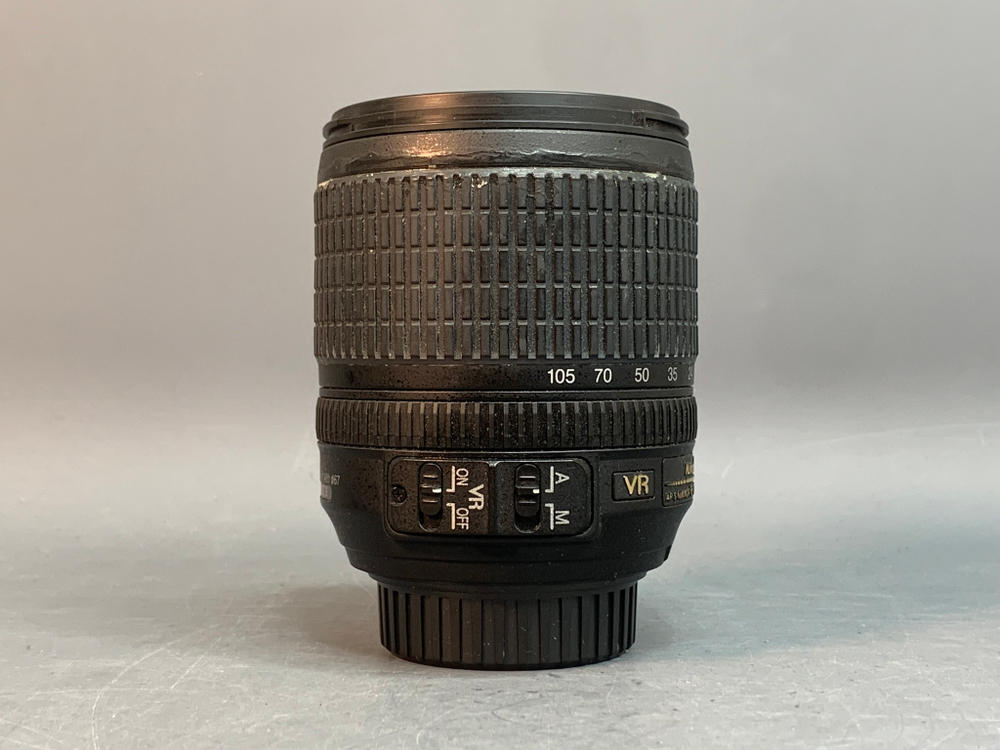 Nikon 18-105mm 3.5-5.6G AF-S ED DX VR Nikkor
