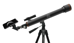 Фототелескоп Levenhuk Kelvin Nova BASE 50/600 - вид с креплением смартфона