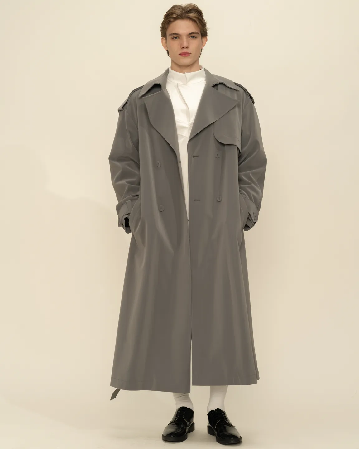 Серый тренч 